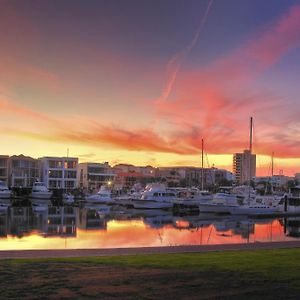 Haven Marina Motel